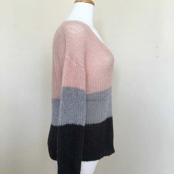 WildFox Women’s Sweater Felicity V-Neck Stripes Size S - Picture 3 of 8